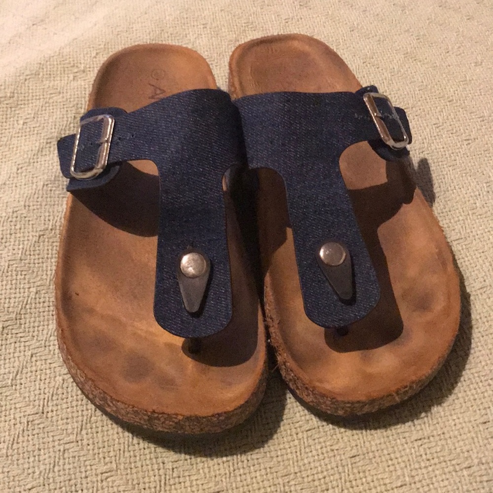 Flip flops size 8